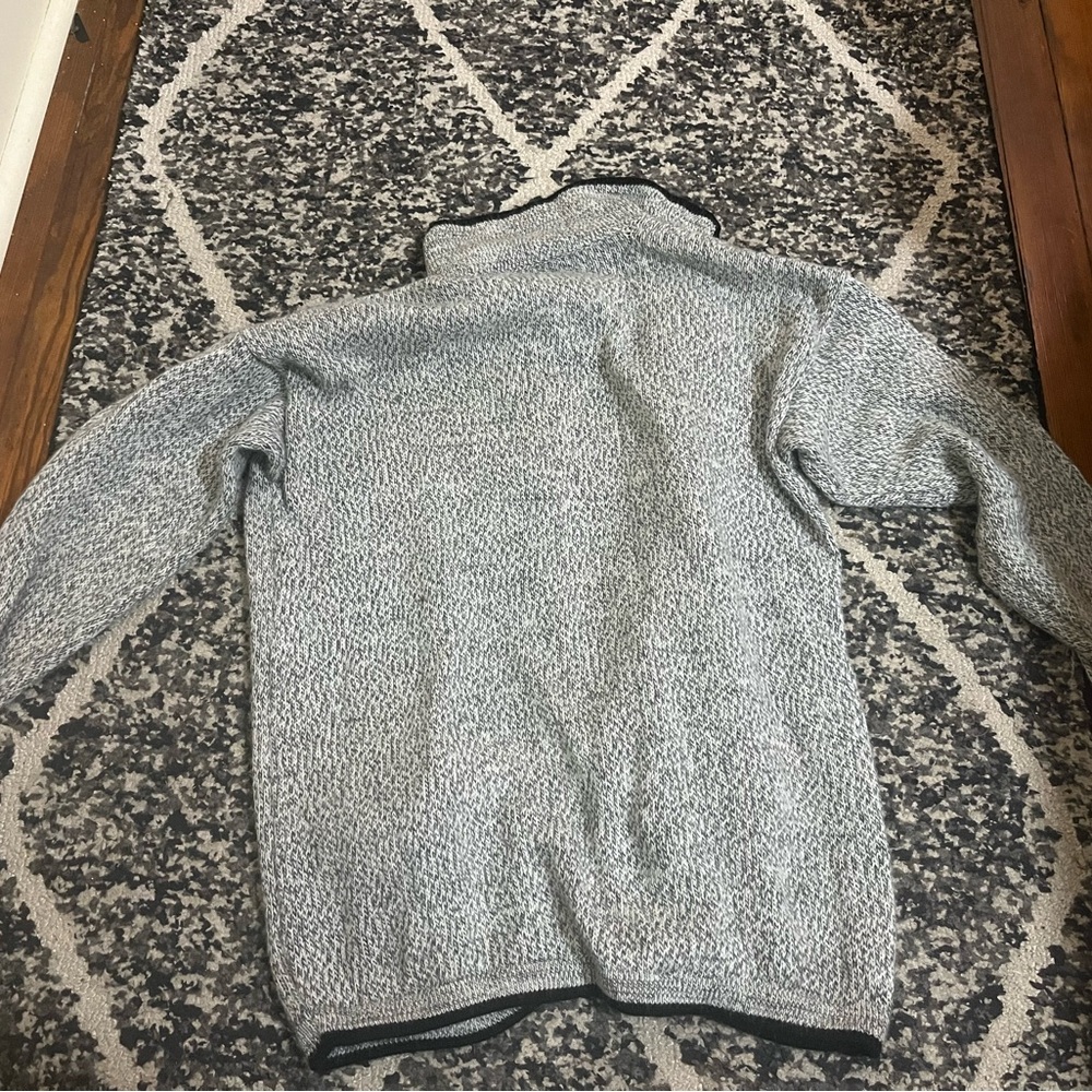 Men's Gray Sweater